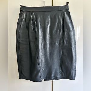 Vintage leather pencil skirt - size 9/10